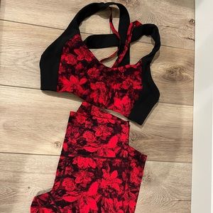 Lululemon size 8 3/4 wonder under legging and matching bra set.